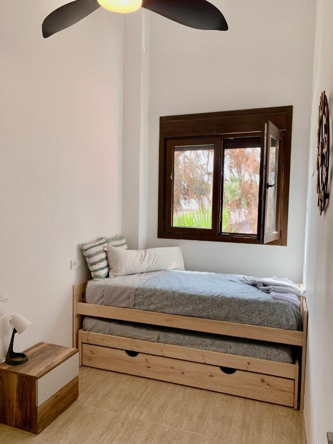 Amplia Vivienda New Para12 Pers A 4 Min Caminando De Playa Con Terraza, Piscina Com, Wifi, Ventiladores De Techo, Lavavajillas ロケタス・デ・マル エクステリア 写真